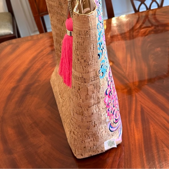 Lilly Pulitzer Gold Flamenco Shopper Tote - Picture 13 of 17